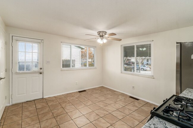 Building Photo - Updated 4 Bedroom, 2 Full Bath Ranch Home!!