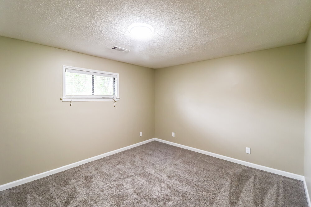 Building Photo - 4784 Ross Rd