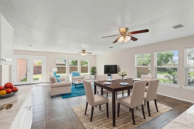 Building Photo - 6505 Tara Ln