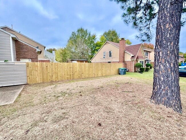 Building Photo - 6338 Kirby Downs Dr