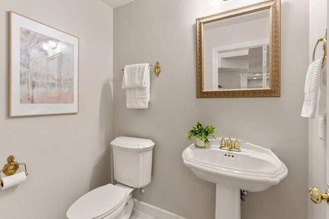 Building Photo - Beautiful Foremaster Ridge Home