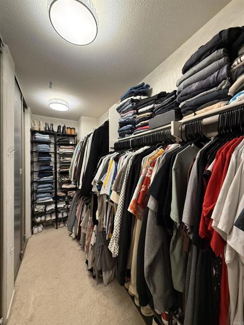 Building Photo - 951 River Oaks Ct