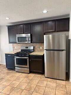 Building Photo - 13714 Lacy Cove Ct
