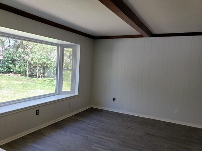 Building Photo - 12314 Rincon Dr