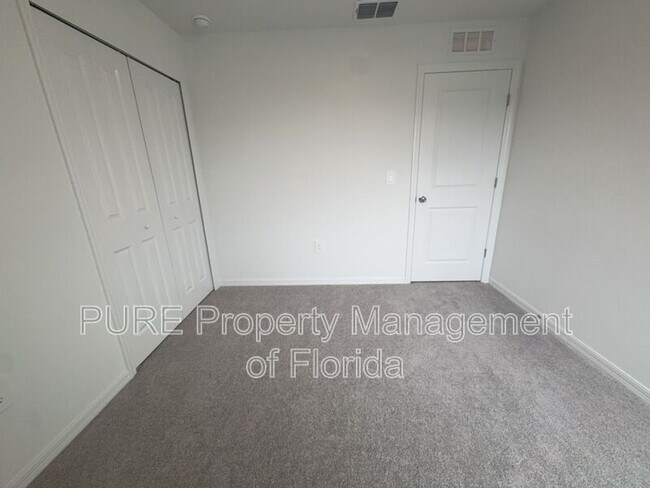 Building Photo - 1304 NW 48th Terrace