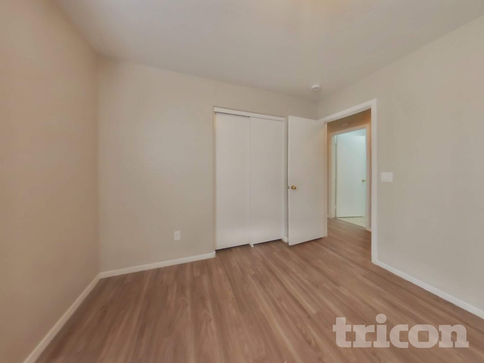 Building Photo - 39989 W Catherine Dr