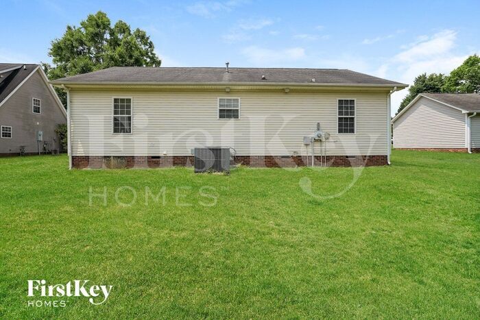 Building Photo - 4100 Salem Landing Dr