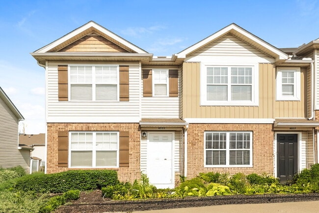 Building Photo - 8035 Logan Dr
