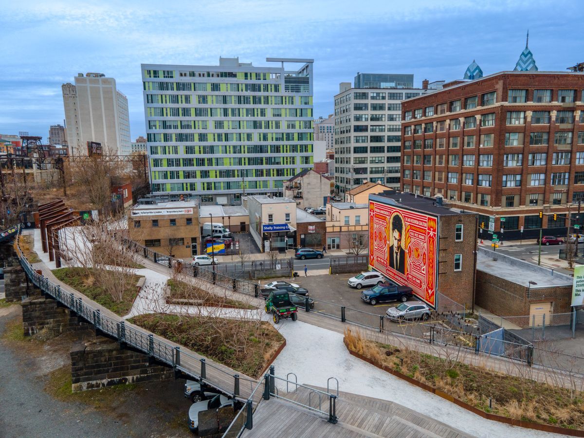 Building Photo - 1131 Callowhill St