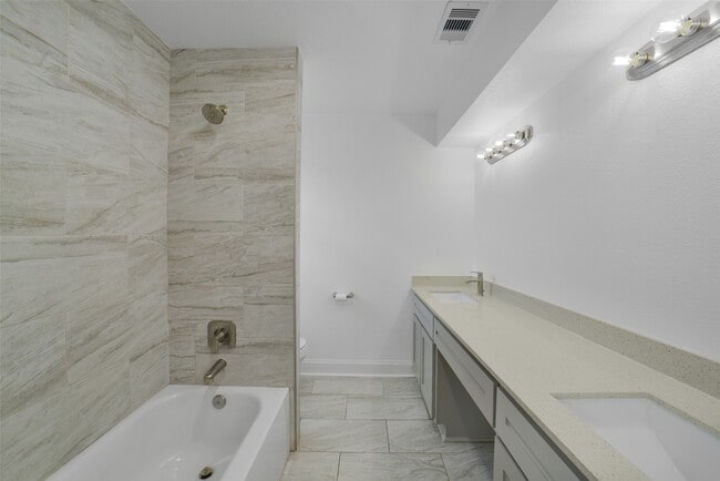 Building Photo - 10715 Nobility Dr