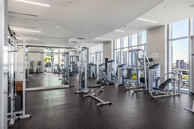 Building Photo - 488 NE 18th St