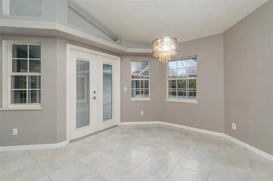 Building Photo - 5366 Hader Rd