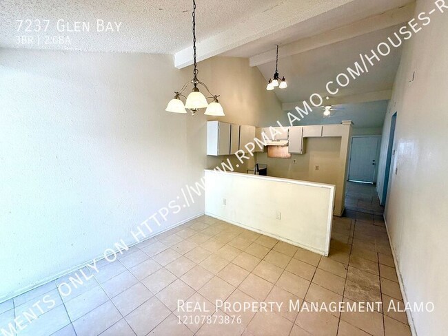 Building Photo - 7237 Glen Bay Dr