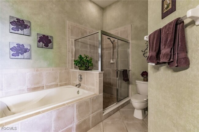 Building Photo - 3011 Meandering Way