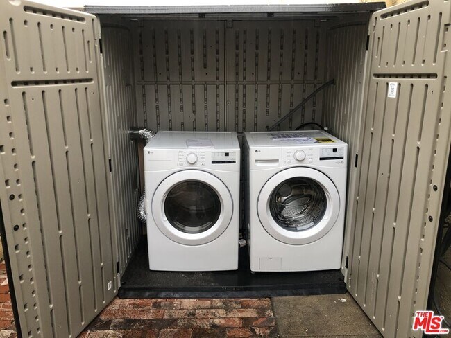 Building Photo - 2128 20th St