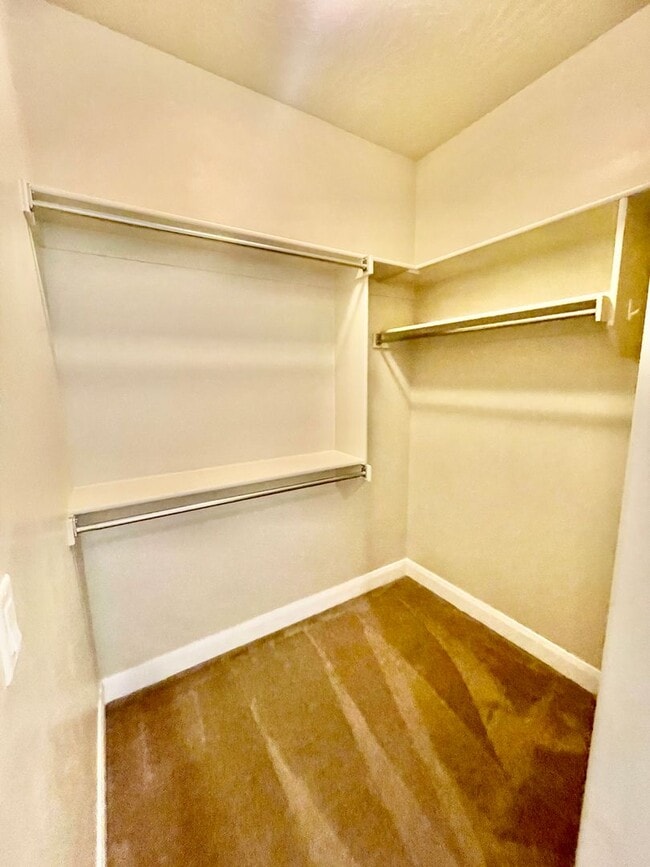 Building Photo - 1620 1450 S