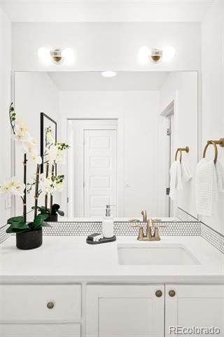 Building Photo - 9033 E Northfield Blvd