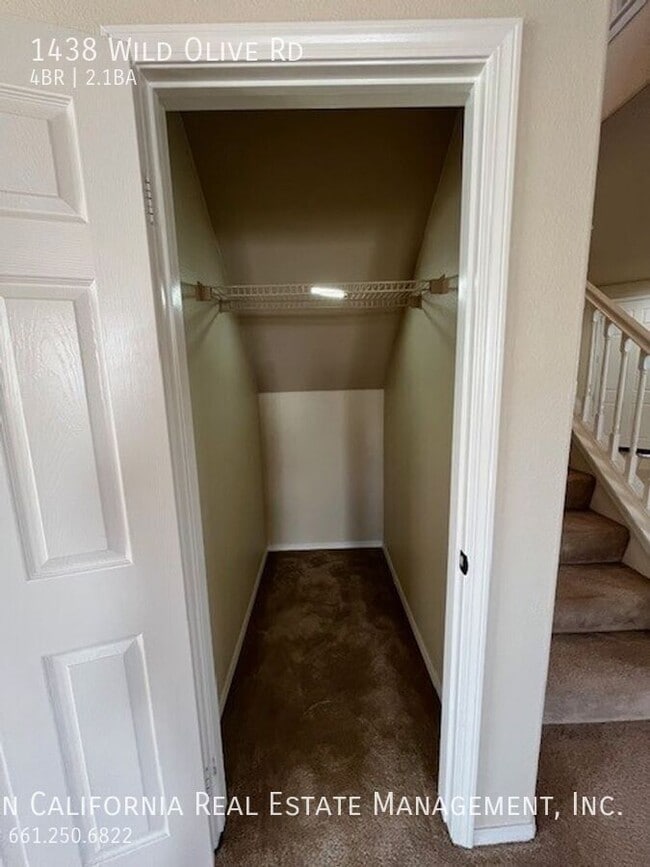 Building Photo - 1438 Wild Olive Rd