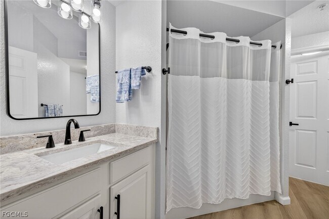 Building Photo - 15585 Ocean Walk Circle