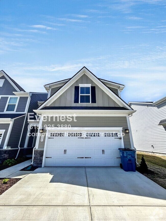Building Photo - 4-Bedroom, 2.5-Bath Home with Convenient A...