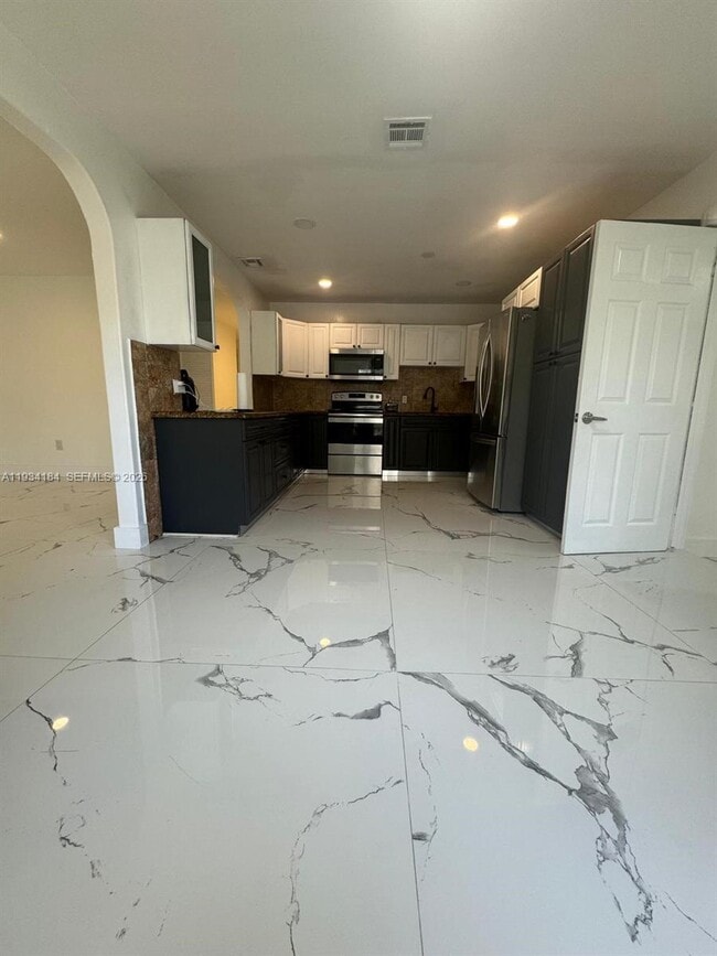 Building Photo - 20011 SW 111th Ave