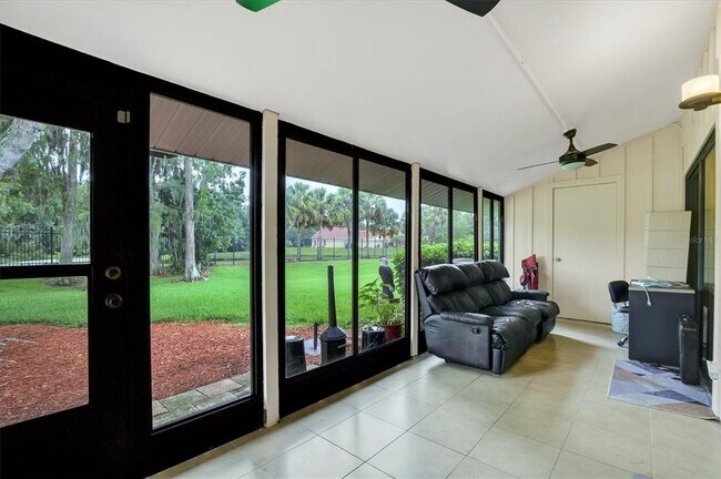 Building Photo - 455 Prestwick Pl