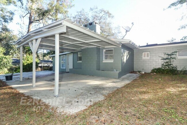 Building Photo - 5632 Lunsford Dr