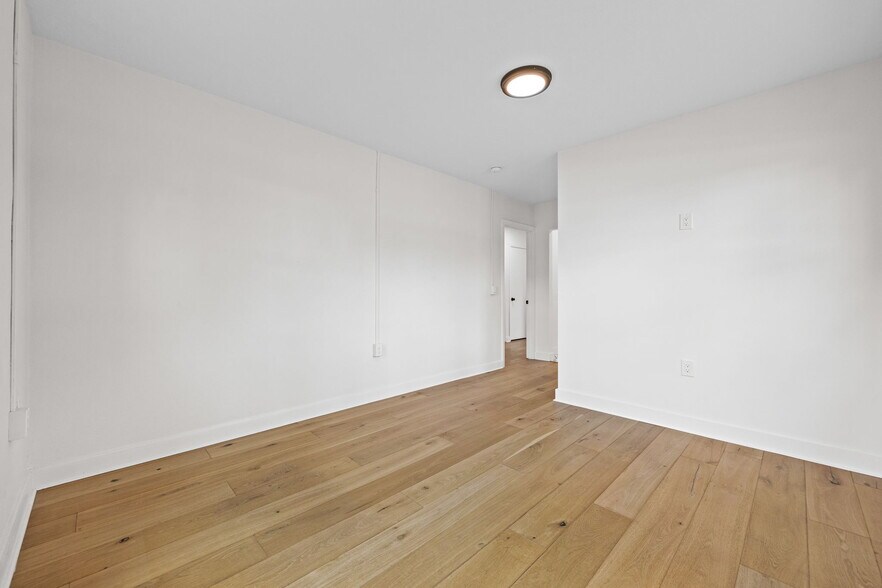 Building Photo - 1442 Olmeda Way