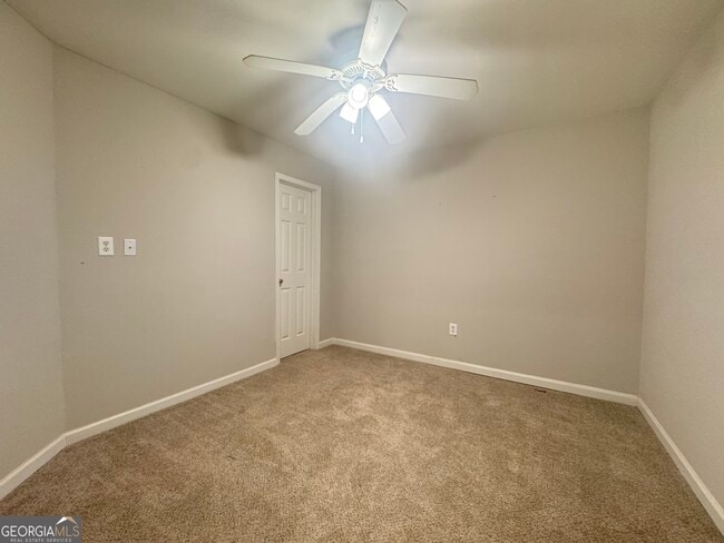 Building Photo - 2121 Silva Ct
