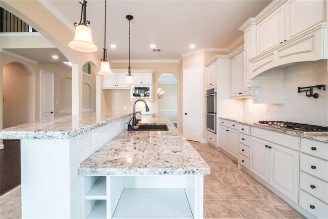 Building Photo - 27614 Isabella Mdw Wy