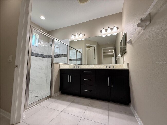 Building Photo - 12200 Rangeland Blvd
