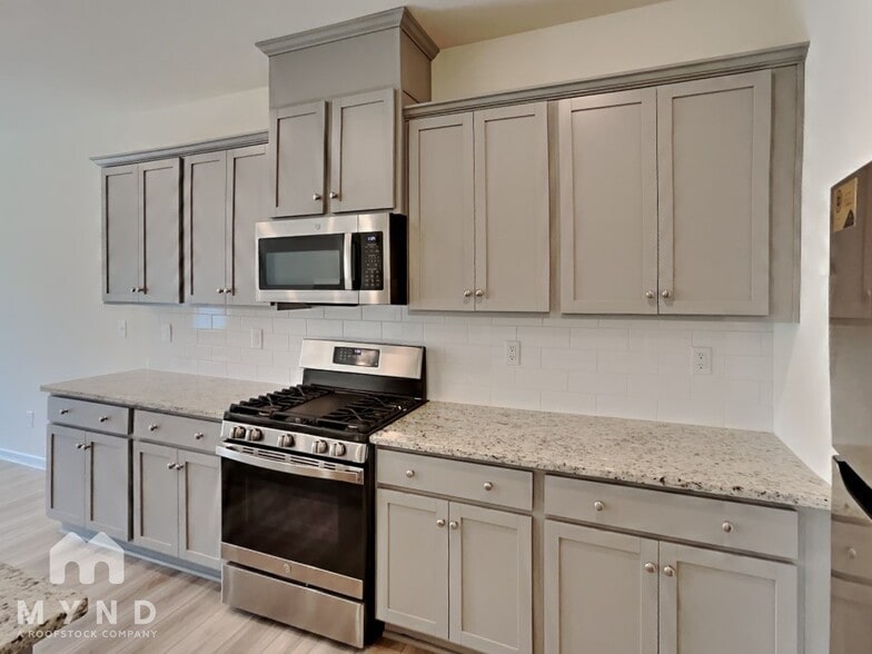 Building Photo - 5213 Maynard Hl Dr