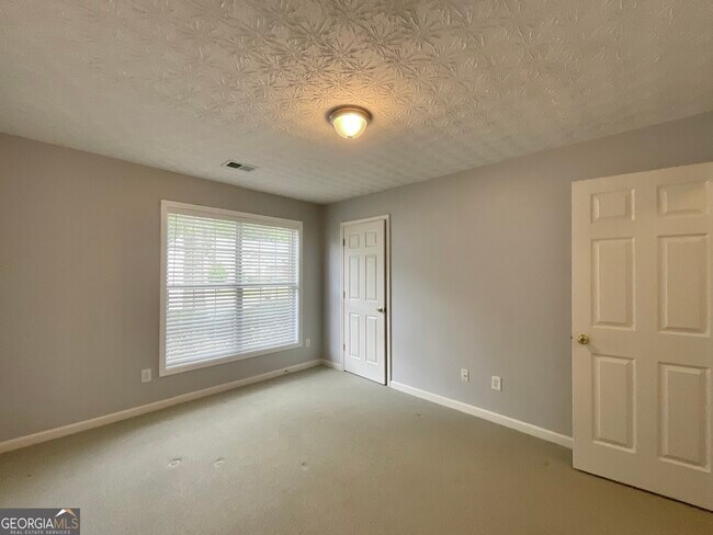 Building Photo - 3317 Freedom Landing NW