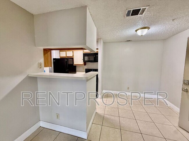 Building Photo - 238 Afton Square