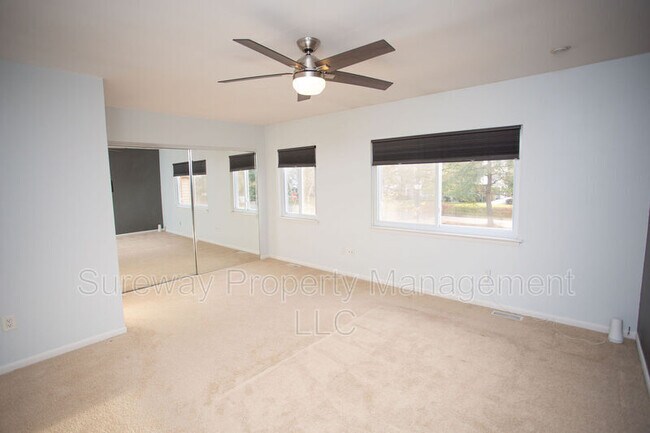 Building Photo - 1145 Golden Pond Ct