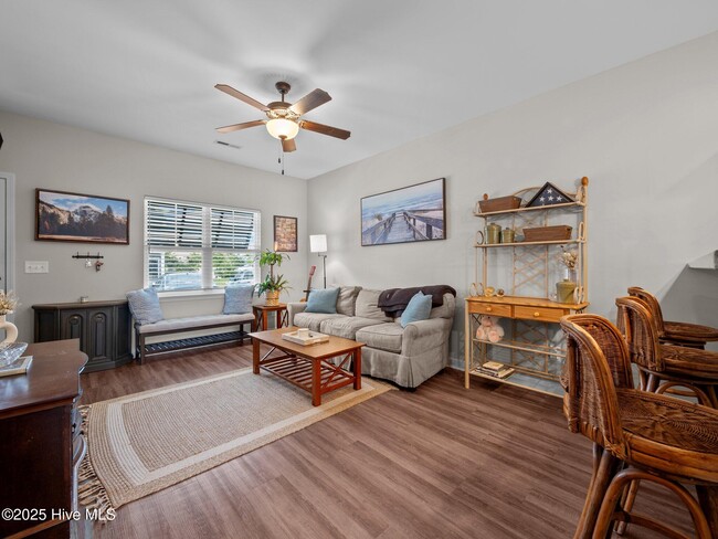 Building Photo - 63 Outrigger Dr