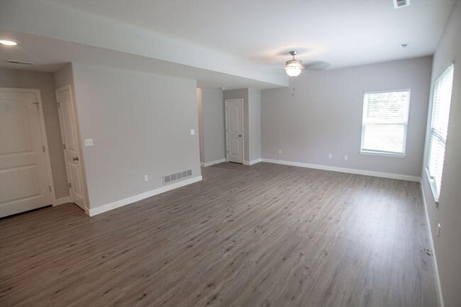 Building Photo - 2802 Amberwood court