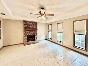 Building Photo - Spacious 3BR/2BA Home in Terre Haute – Fireplace, Garage, Fenced Yard + Lawn Care Included