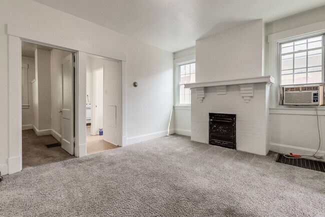 Building Photo - 275 Lelia St