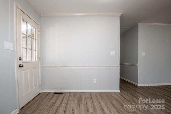 Building Photo - 1159 Camp Creek Rd