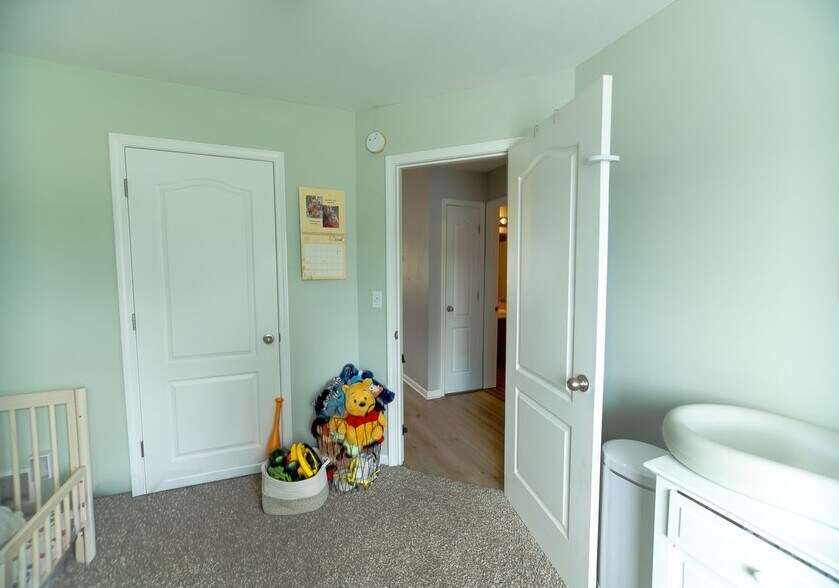 Building Photo - 5104 Opal Dr