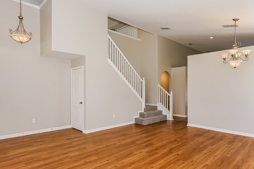 Building Photo - 217 Casa Marina Pl