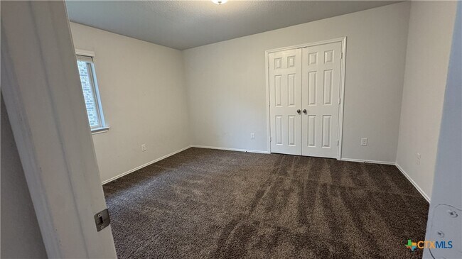 Building Photo - 406 Stonewall Ridge