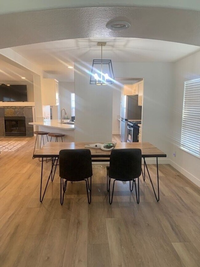 Building Photo - 16378 Arnold Ave