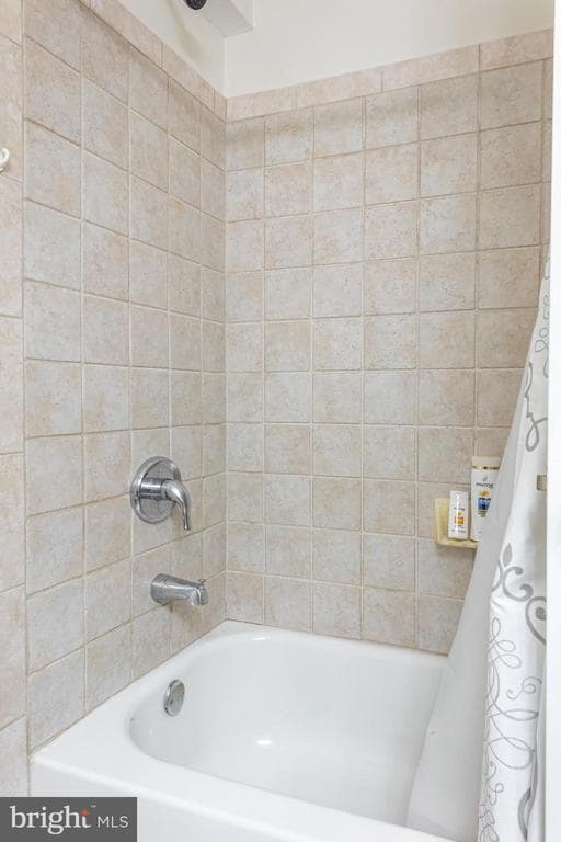 Building Photo - 4705 Rippling Pond Dr