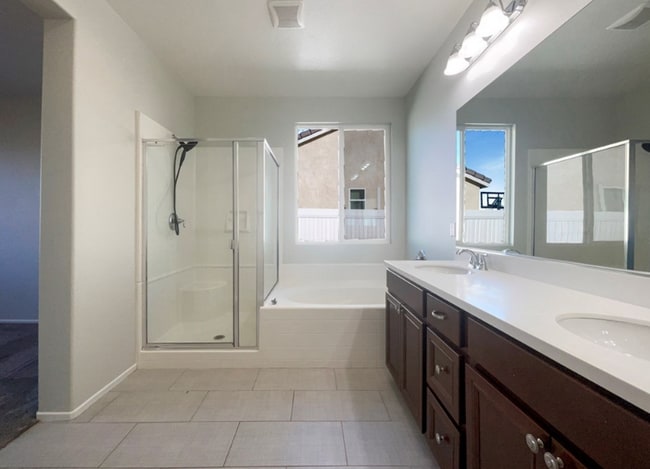 Building Photo - 26625 Emperor Rd