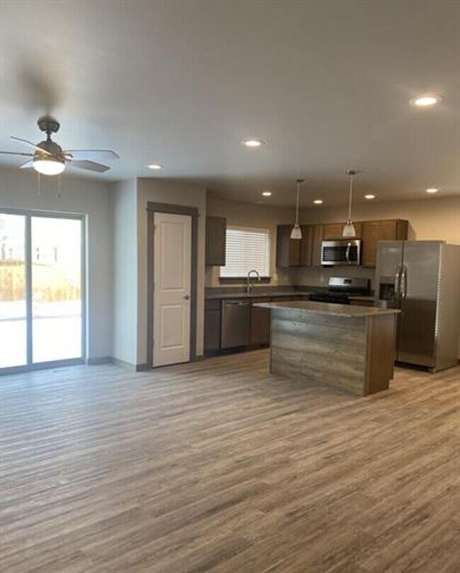 Building Photo - 1313 Fozzie Ln