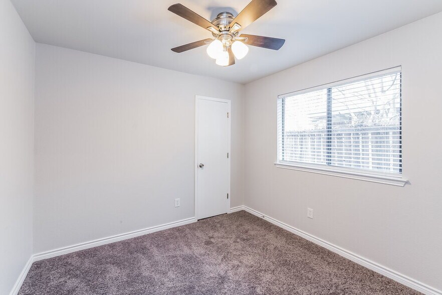 Building Photo - 522 Chancellorsville Dr
