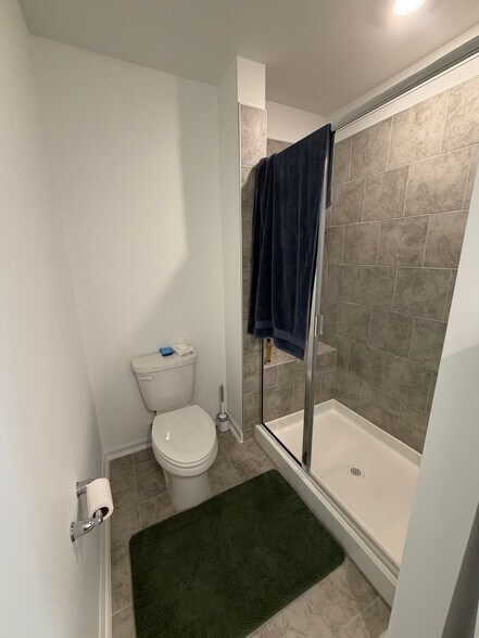 Building Photo - 3210 Gypsum Dr