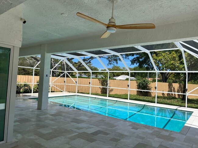 Building Photo - 3210 NW 23rd Ter